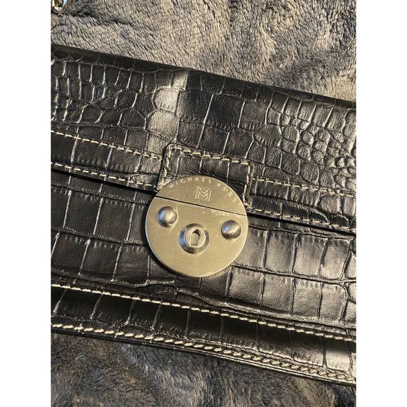 MICHAEL KORS Black MEDIUM FLAP SHOULDER CHAIN SIGNATURE BAG - Picture 8 of 8